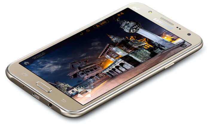 Samsung Galaxy J7 photo